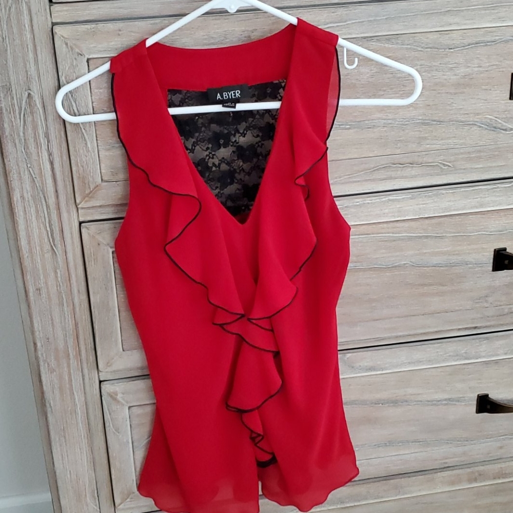 Sleeveless top